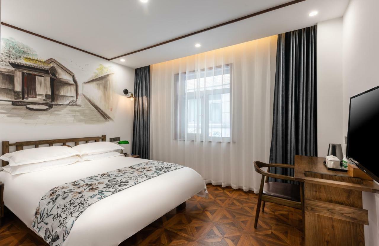 Nostalgia Hotel Near Prince Gong'S Mansion- Beihai Park, Tian'Anmen Square, Nanluoguxiang Hutong, Huguosi Hutong Snack Street, 5 Minutes Walk Away From Ping'Anli Subway Station, Free Ice Cream And Laundry Service,English Communication Well Pechino Esterno foto